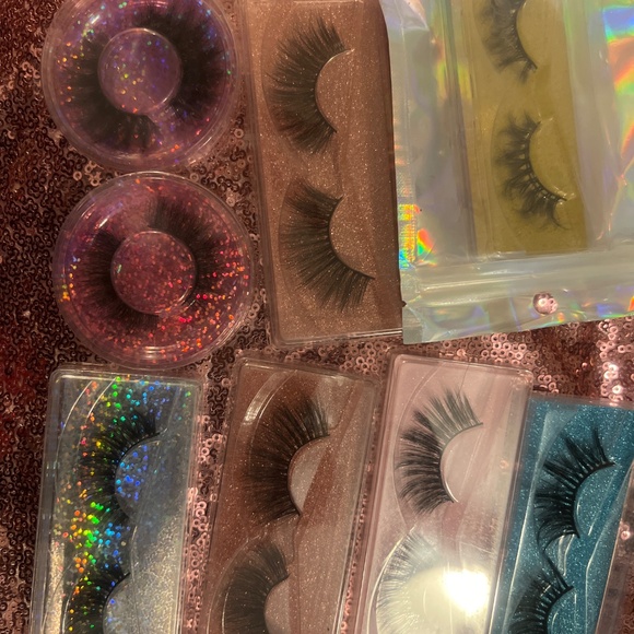 Lashes - Picture 14 of 16